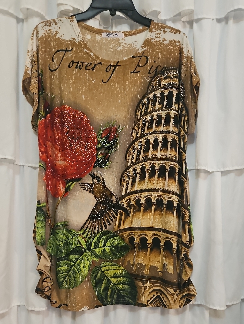 Tower of Pisa Graphic Women’s Tunic Top - Beige with Red & Green